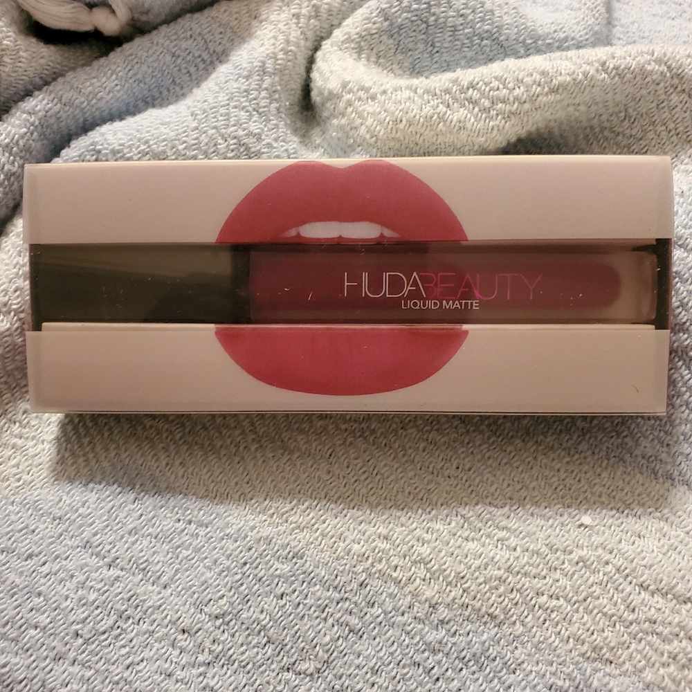 Matte Lip Colour MUSE